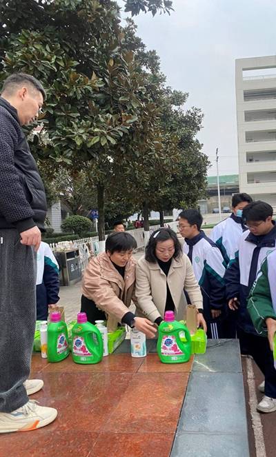 20251218\dfcd77a2517e6c2cfb6a1d9f20be9018.jpg D:\SOFT_PHP_PACKAGE\phptmp\php45D6.tmp